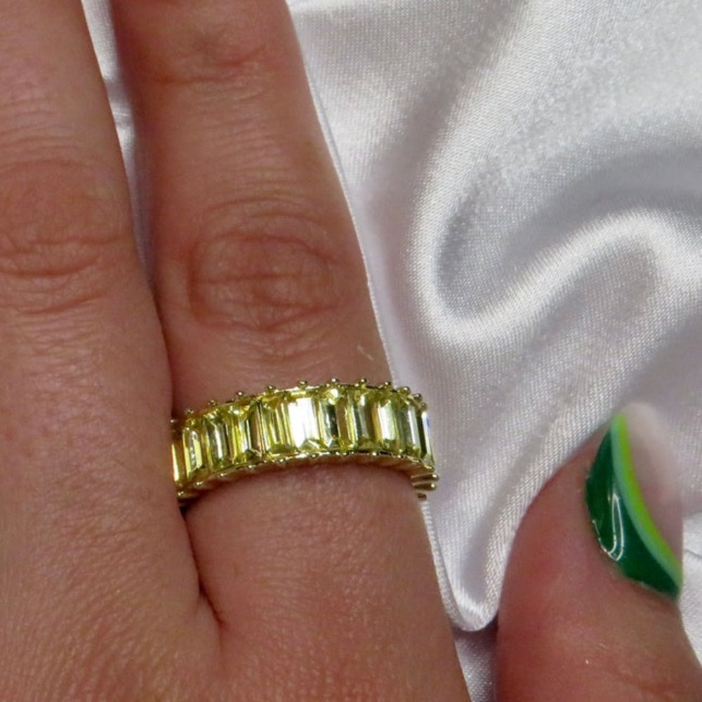 NEW 18K GOLD PLATED YELLOW CRYSTAL RING